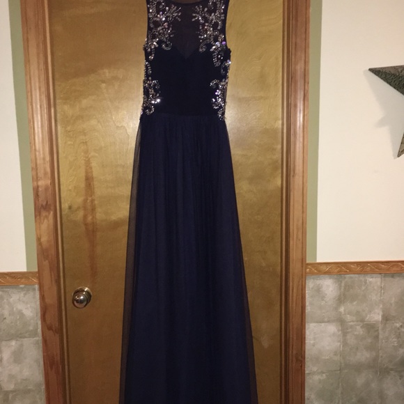 Prom Dress - Picture 3 of 6